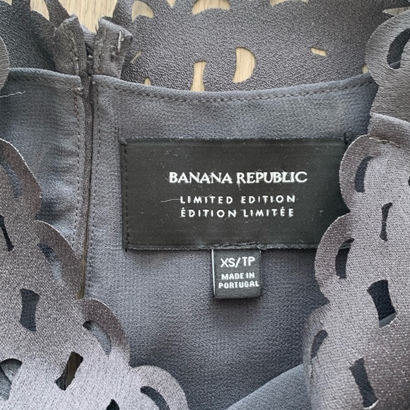 Banana Republic Limited Edition Eyelet Flutter Top - Picture 4 of 6